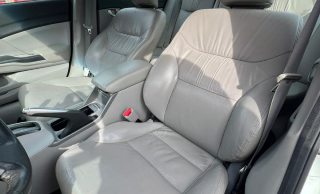 Honda Civic Sedan LXS 1.8/1.8 Flex 16V Aut. 4p 2016 Flex-8