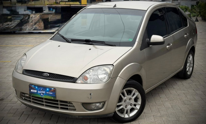 Ford Fiesta Sed. 1.6 8V Flex 4p 2005 Flex