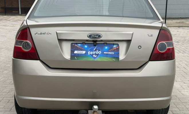 Ford Fiesta Sed. 1.6 8V Flex 4p 2005 Flex-3