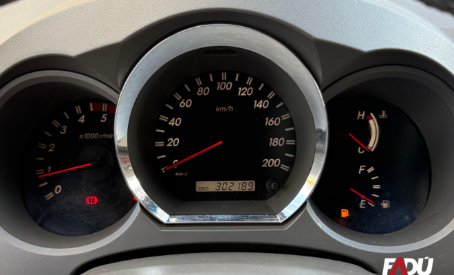 Toyota Hilux SW4 SRV D4-D 4x4 3.0 TDI Dies. Aut 2011 Diesel-5