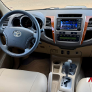 Toyota Hilux SW4 SRV D4-D 4x4 3.0 TDI Dies. Aut 2011 Diesel-3