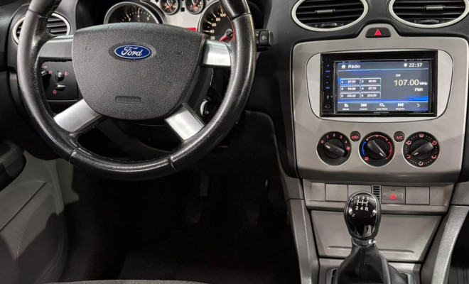 Ford Focus 1.6 S/SE/SE Plus Flex 8V/16V  5p 2012 Flex-10