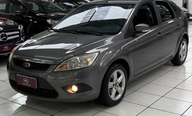 Ford Focus 1.6 S/SE/SE Plus Flex 8V/16V  5p 2012 Flex-1