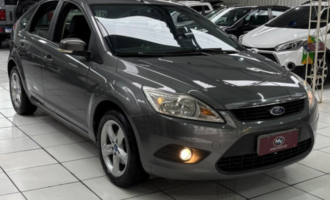 Ford Focus 1.6 S/SE/SE Plus Flex 8V/16V  5p 2012 Flex