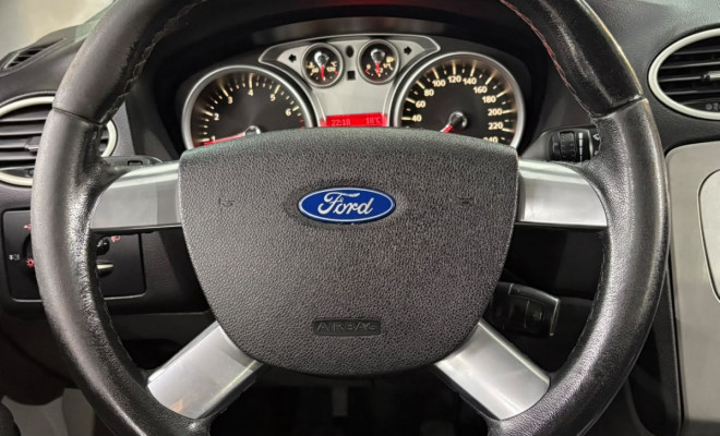 Ford Focus 1.6 S/SE/SE Plus Flex 8V/16V  5p 2012 Flex-9