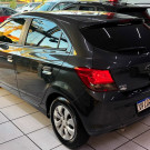 GM - Chevrolet ONIX JOY 1.0 2019-3