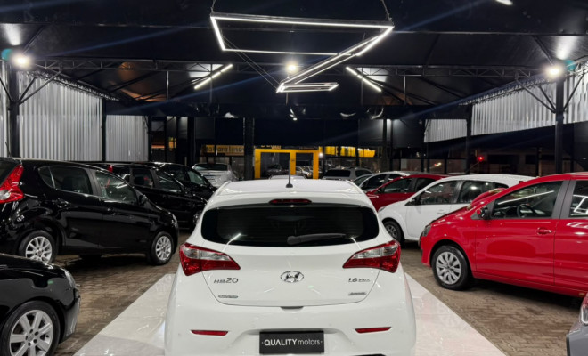 Hyundai HB20 C./C.Plus/C.Style 1.6 Flex 16V Mec. 2015 Flex-2