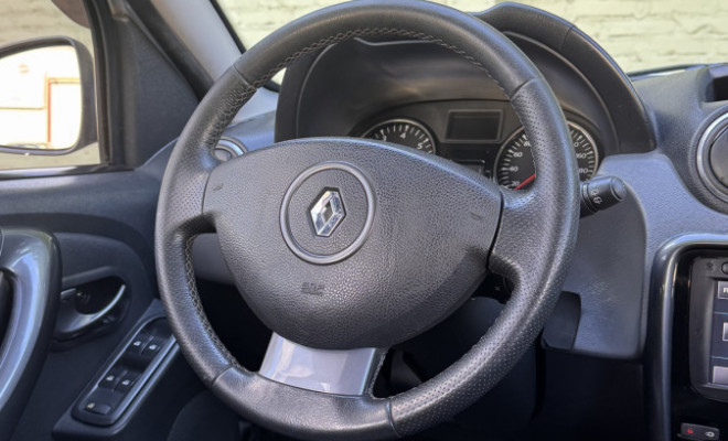 Renault DUSTER TECHROAD 4X4 2.0 16V Mec. 2015 Flex-8