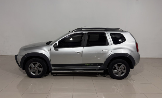 Renault DUSTER TECHROAD 4X4 2.0 16V Mec. 2015 Flex-2