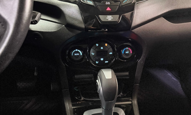 Ford Fiesta Sed. TI./TI.Plus1.6 16V Flex Aut. 2014 Flex-8