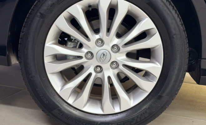 Hyundai AZERA GLS 3.3 V6 24V 4p Aut. 2011 Gasolina-13