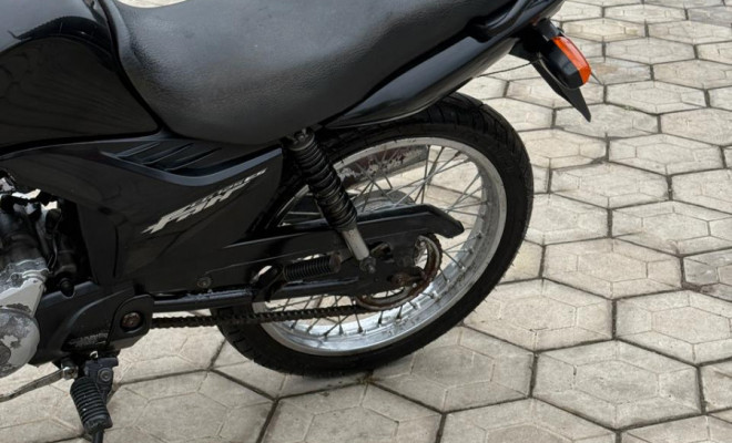 HONDA CG 125 FAN ES 2009 Gasolina-1