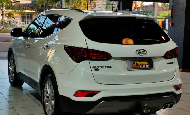 Hyundai Santa Fe/GLS 3.3 V6 4X4 Tiptronic 2018 Gasolina-2