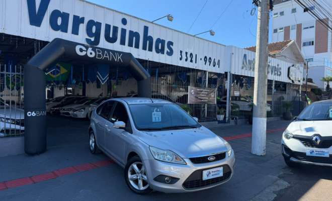 Ford Focus 1.6 S/SE/SE Plus Flex 8V/16V  5p 2011 Flex-1