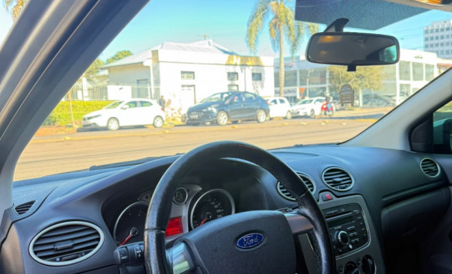 Ford Focus 1.6 S/SE/SE Plus Flex 8V/16V  5p 2011 Flex-7