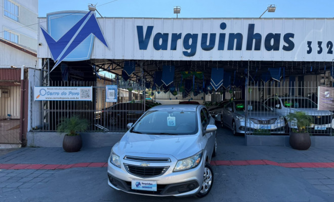 GM - Chevrolet ONIX HATCH LT 1.4 8V FlexPower 5p Mec. 2015 Flex