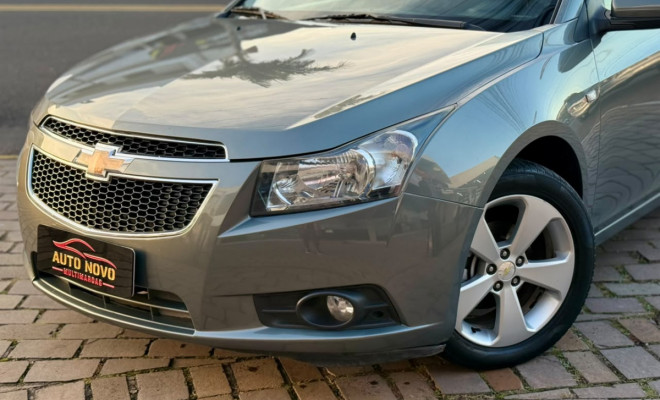GM - Chevrolet CRUZE LT 1.8 16V FlexPower 4p Mec. 2013 Flex-1