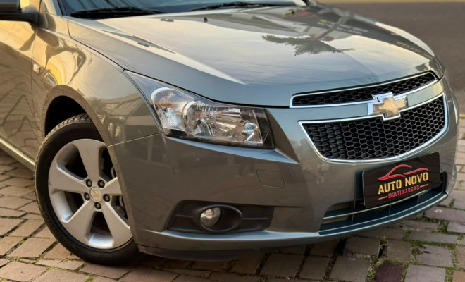 GM - Chevrolet CRUZE LT 1.8 16V FlexPower 4p Mec. 2013 Flex-6
