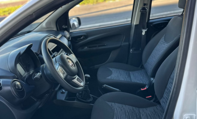 Fiat UNO ATTRACTIVE 1.0 Flex 6V 5p 2017 Flex-8