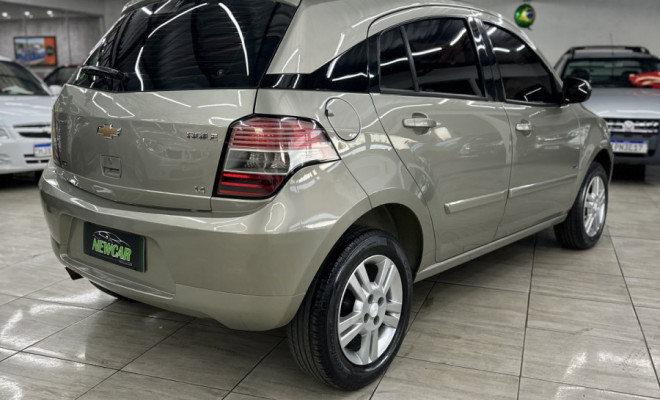 GM - Chevrolet AGILE LTZ 1.4 MPFI 8V FlexPower 5p 2011 Flex-4