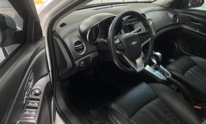 GM - Chevrolet CRUZE LT 1.8 16V FlexPower 4p Aut. 2016-5