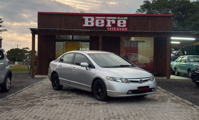 Honda Civic Sedan LXS 1.8/1.8 Flex 16V Mec. 4p 2008 Flex