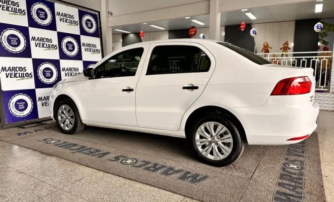 VW - VolksWagen VOYAGE 1.0 Flex 12V 4p 2023 Flex-2