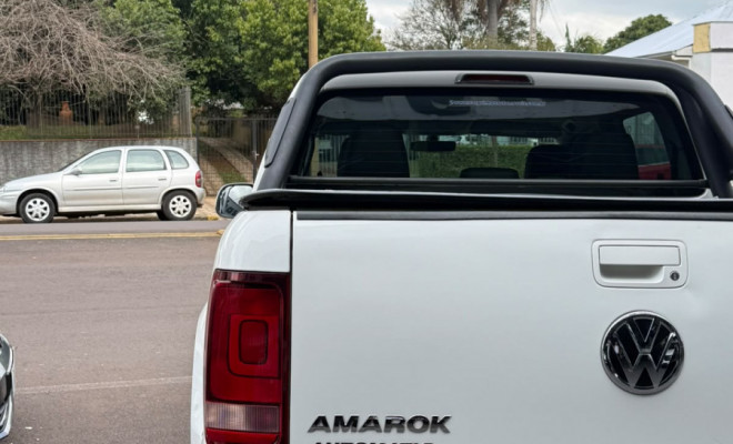 VW - VolksWagen AMAROK High.CD 2.0 16V TDI 4x4 Dies. Aut 2017 Diesel-5
