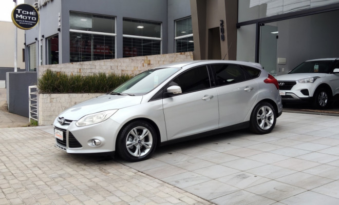 Ford Focus 1.6 S/SE/SE Plus Flex 8V/16V  5p 2014 Flex-0