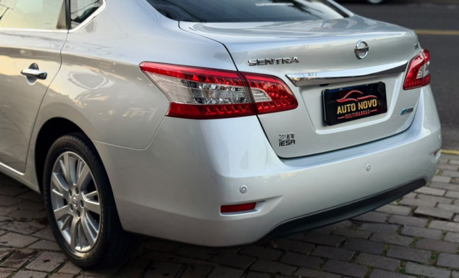 Nissan Sentra SL 2.0/ 2.0 Flex Fuel 16V Aut. 2015 Flex-3