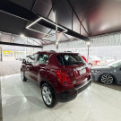 GM - Chevrolet TRACKER LTZ 1.8 16V Flex 4x2 Aut. 2015 Flex-4