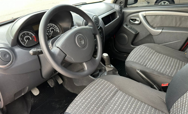 Renault SANDERO Expression 1.0 Hi-Flex - 2013-7