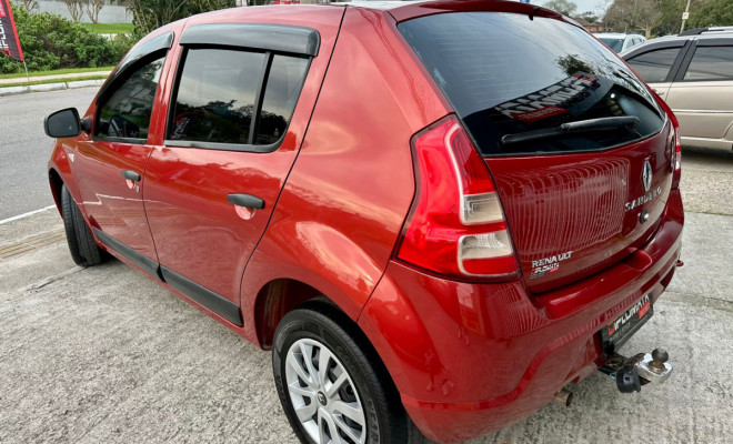 Renault SANDERO Expression 1.0 Hi-Flex - 2013-2