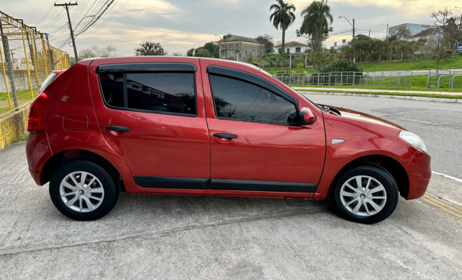 Renault SANDERO Expression 1.0 Hi-Flex - 2013-1
