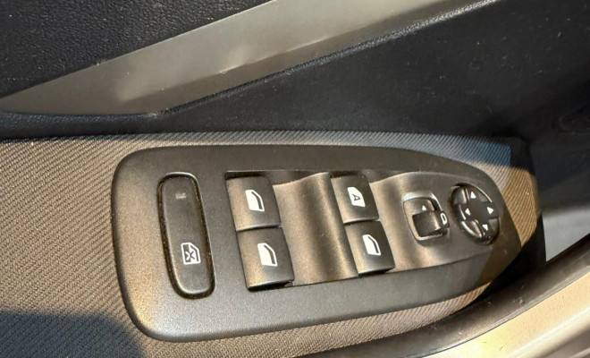 Peugeot 2008 Allure 1.6 Flex 16V 5p Aut. 2018 Flex-13
