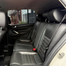 VW - VolksWagen Golf Sportline 1.6 Mi Total Flex 8V 4p 2013 Flex-11