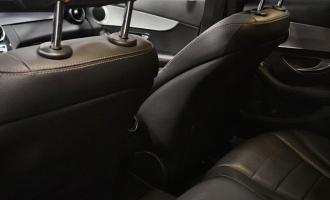 Mercedes-Benz C-250 Avantgarde 2.0 TB 211cv Aut. 2018 Gasolina-13