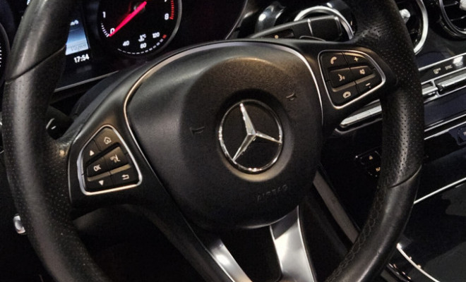 Mercedes-Benz C-250 Avantgarde 2.0 TB 211cv Aut. 2018 Gasolina-6