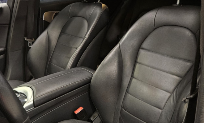 Mercedes-Benz C-250 Avantgarde 2.0 TB 211cv Aut. 2018 Gasolina-11
