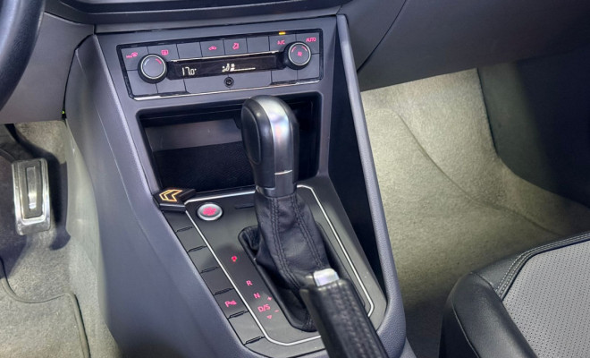 VW - VolksWagen VIRTUS Highline 200 TSI 1.0 Flex 12V Aut 2019 Flex-9