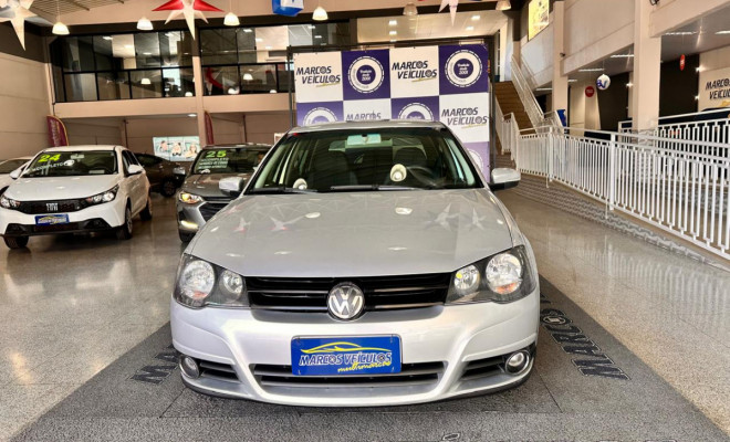 VW - VolksWagen Golf 2.0/ 2.0 Mi Flex Aut/Tiptronic. 2014 Flex