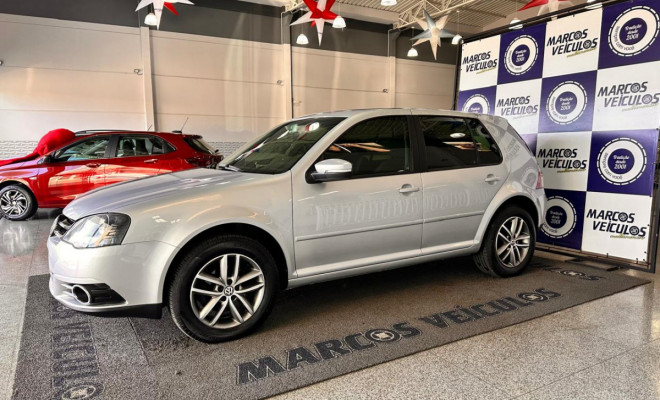 VW - VolksWagen Golf 2.0/ 2.0 Mi Flex Aut/Tiptronic. 2014 Flex-1