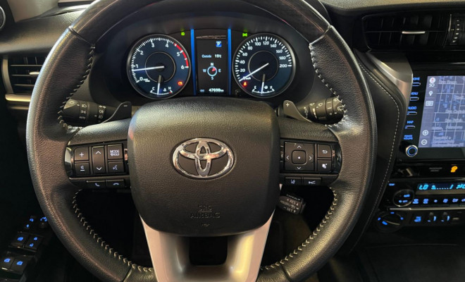 Toyota Hilux SW4 SRX 2.8 4x4 TDI 16V Diesel Aut. 2022-6