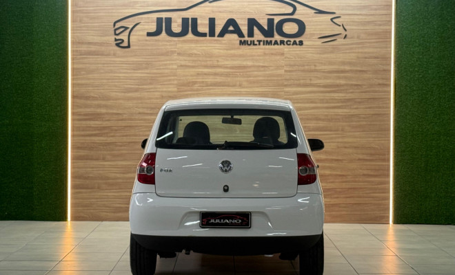VW - VolksWagen Fox City 1.0 Mi/ 1.0Mi Total Flex 8V 5p 2006-11