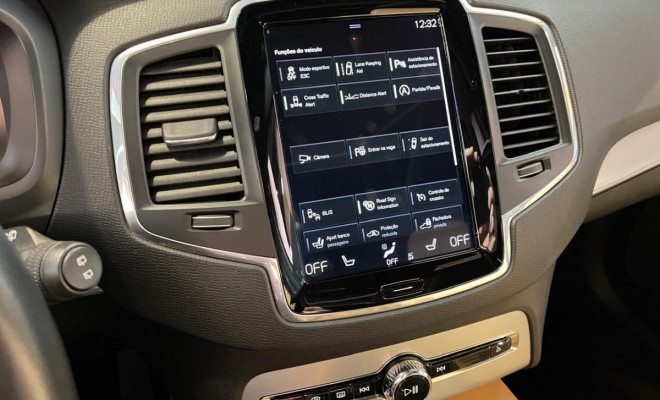Volvo XC 90 T-6 Momentum 2.0 320cv Gasolina 2019-8