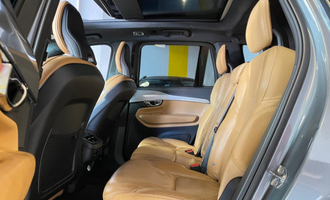 Volvo XC 90 T-6 Momentum 2.0 320cv Gasolina 2019-15