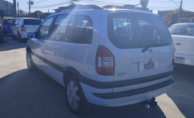 GM - Chevrolet Zafira Elegance 2.0 MPFI FlexPower 8V 5p 2009 Flex-2