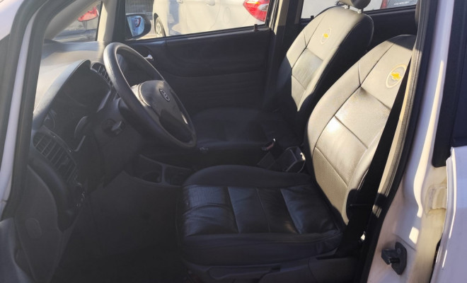 GM - Chevrolet Zafira Elegance 2.0 MPFI FlexPower 8V 5p 2009 Flex-7
