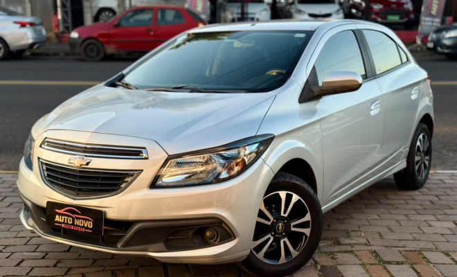 GM - Chevrolet ONIX HATCH LT 1.4 8V FlexPower 5p Mec. 2016 Flex-0