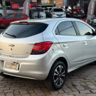 GM - Chevrolet ONIX HATCH LT 1.4 8V FlexPower 5p Mec. 2016 Flex-4